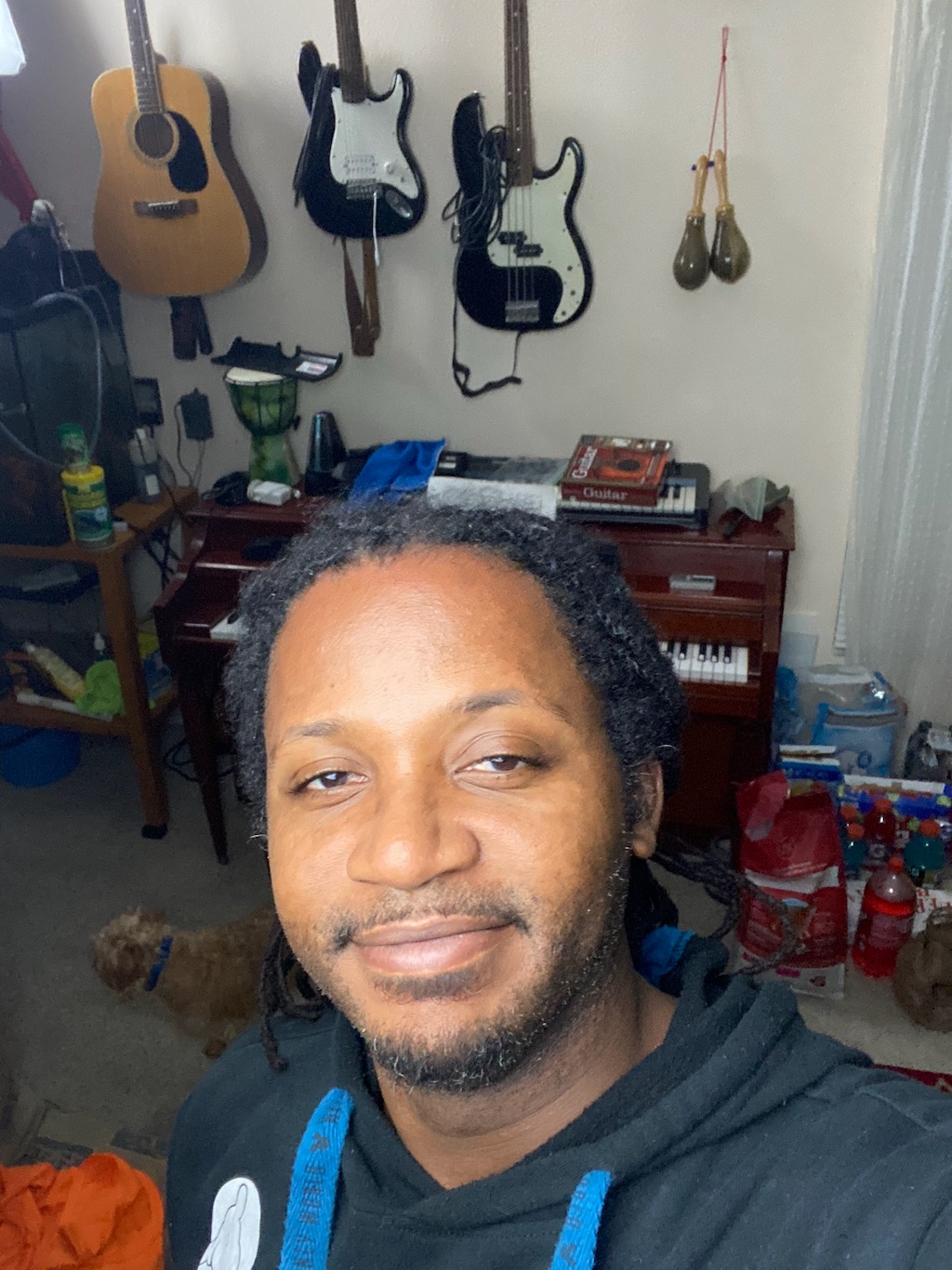 Jean on guitar